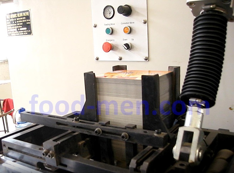 Three-piece can body welding machine Figure 1: Tinplate sheets storage rack